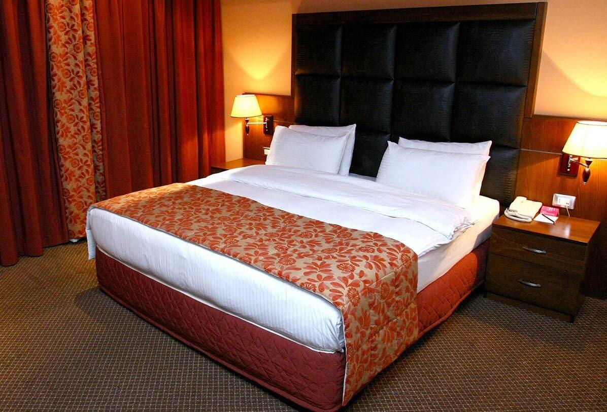 MARKAZIA SUITES — 7