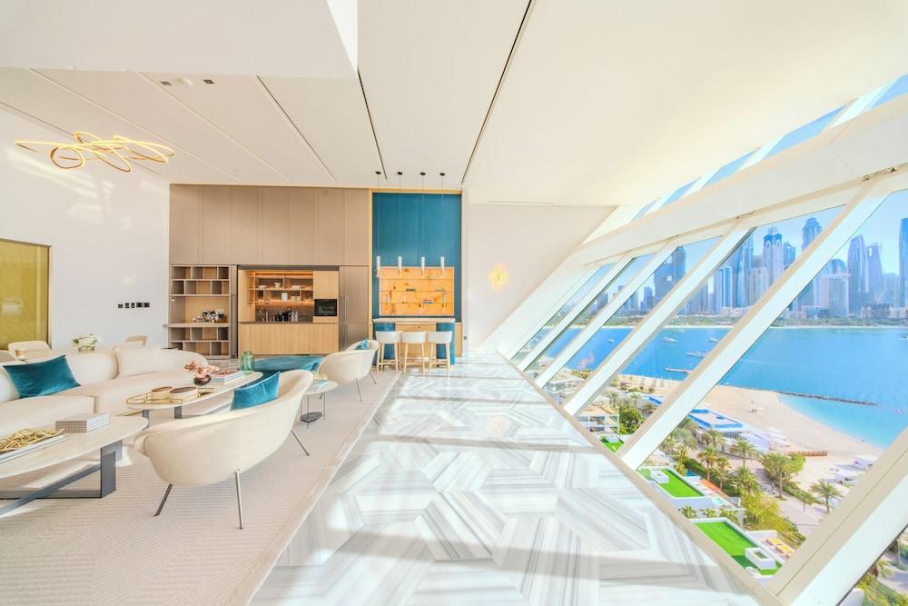 FIVE Palm Jumeirah Hotel — 8