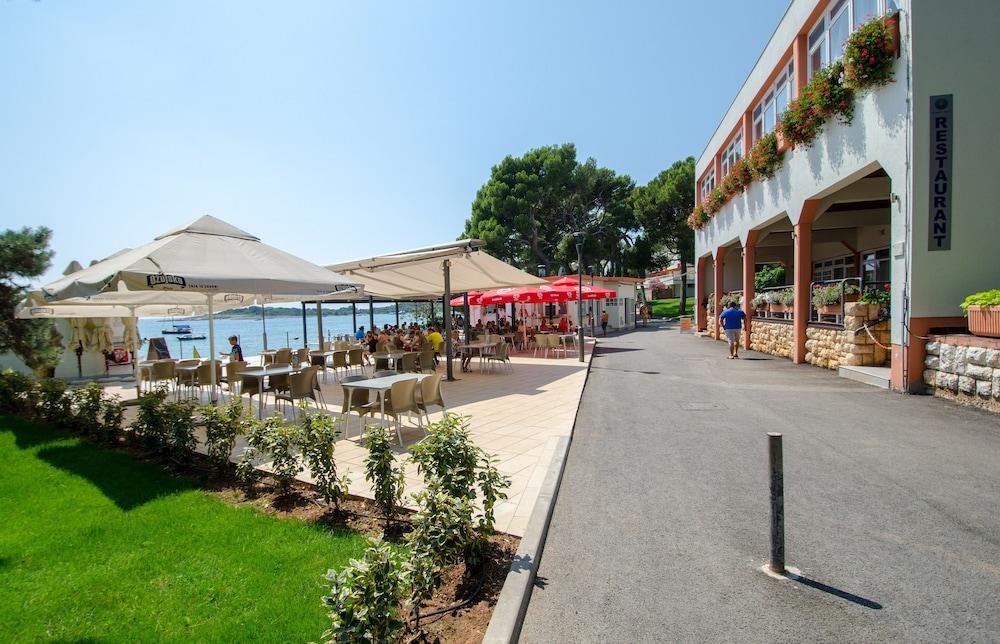 RESORT CENTINERA 92252