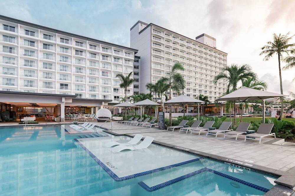 Crowne Plaza Resort Guam — 6