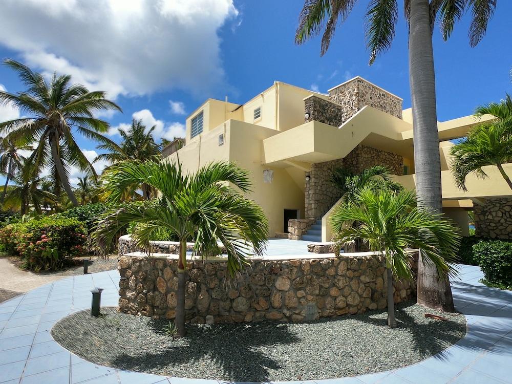 THE PALMS AT PELICAN COVE — 10