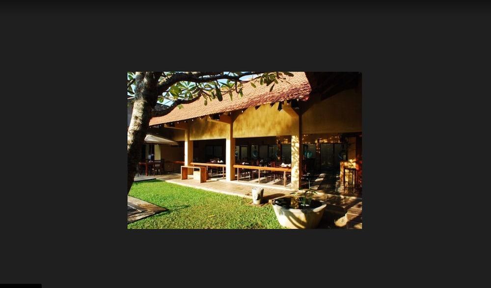 JETWING AYURVEDA PAVILIONS 100932 — 4