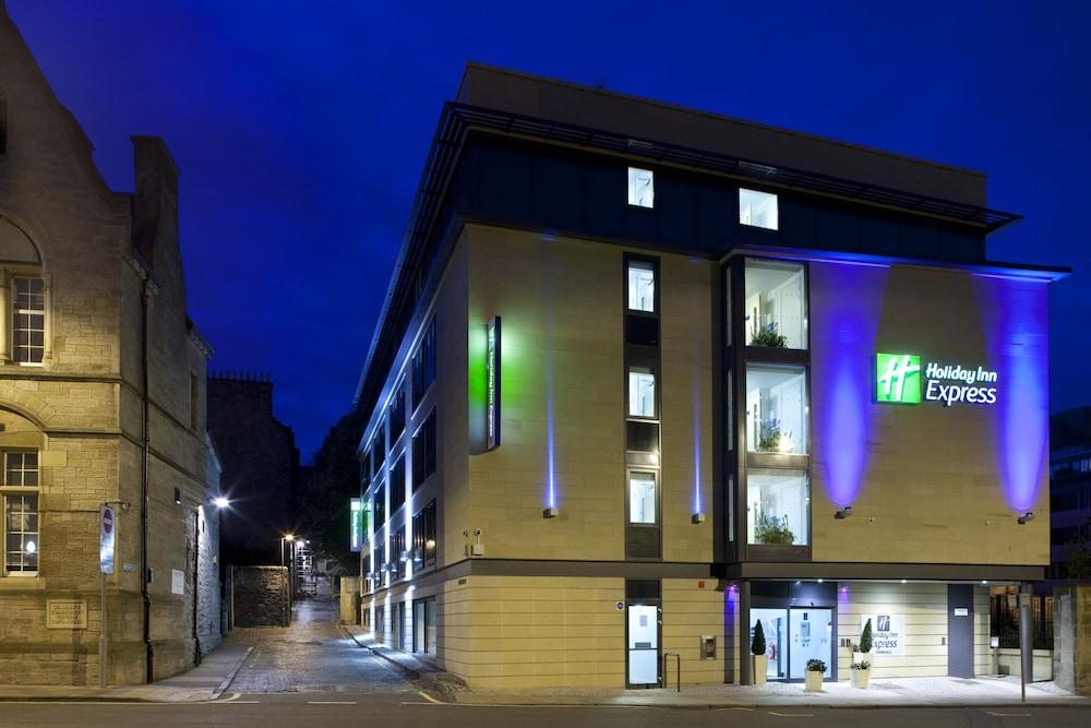 Holiday Inn Express Edinburgh Royal Mile — 3