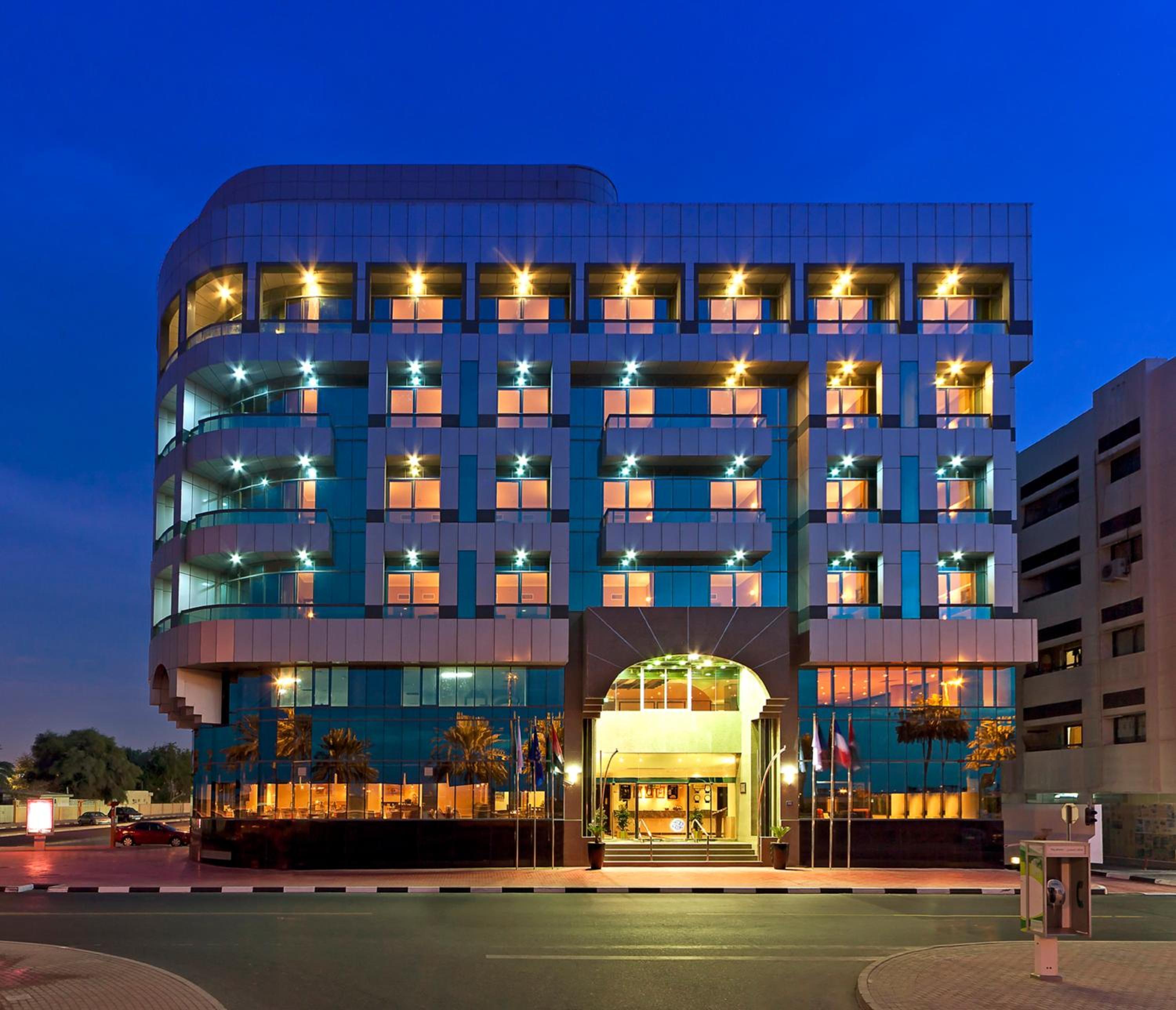 Sun and Sands Sea View Hotel