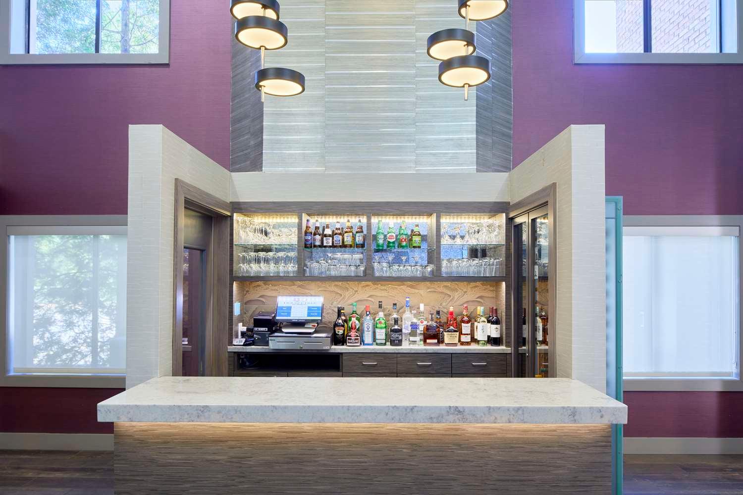 Doubletree By Hilton Alpharetta — 3