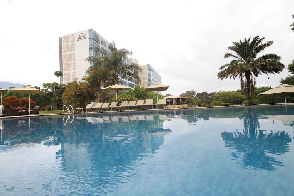 MOUNT MERU HOTEL — 5