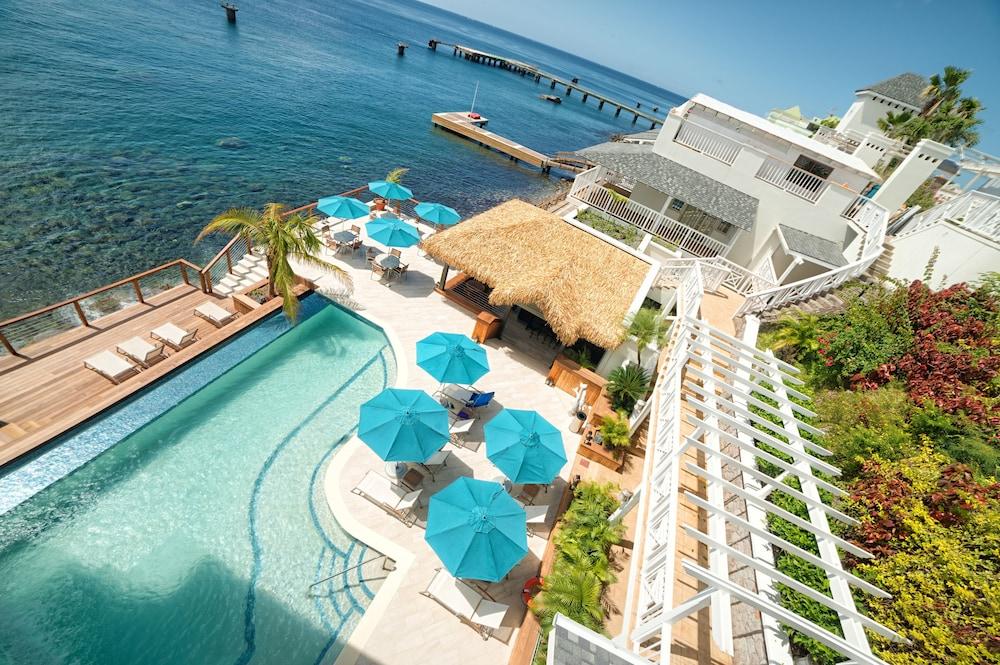 Fort Young Hotel — 10
