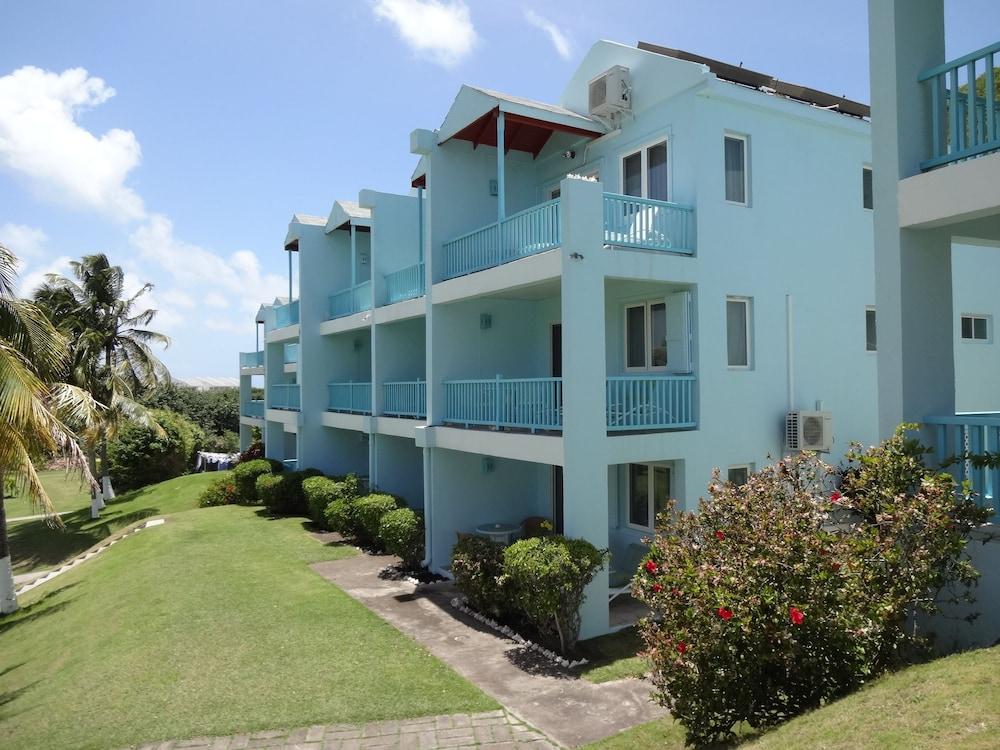 TIMOTHY BEACH RESORT 896185 — 3